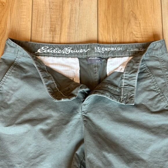 EUC Eddie Bauer Womens Slightly Curvy Chino Shorts Green Size 8 - Picture 6 of 9